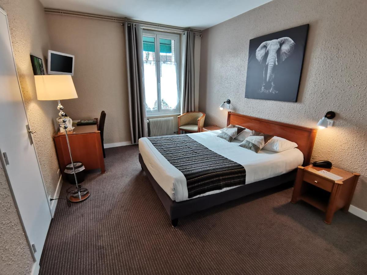 Logis Hotel Le Cerf Бриар Экстерьер фото