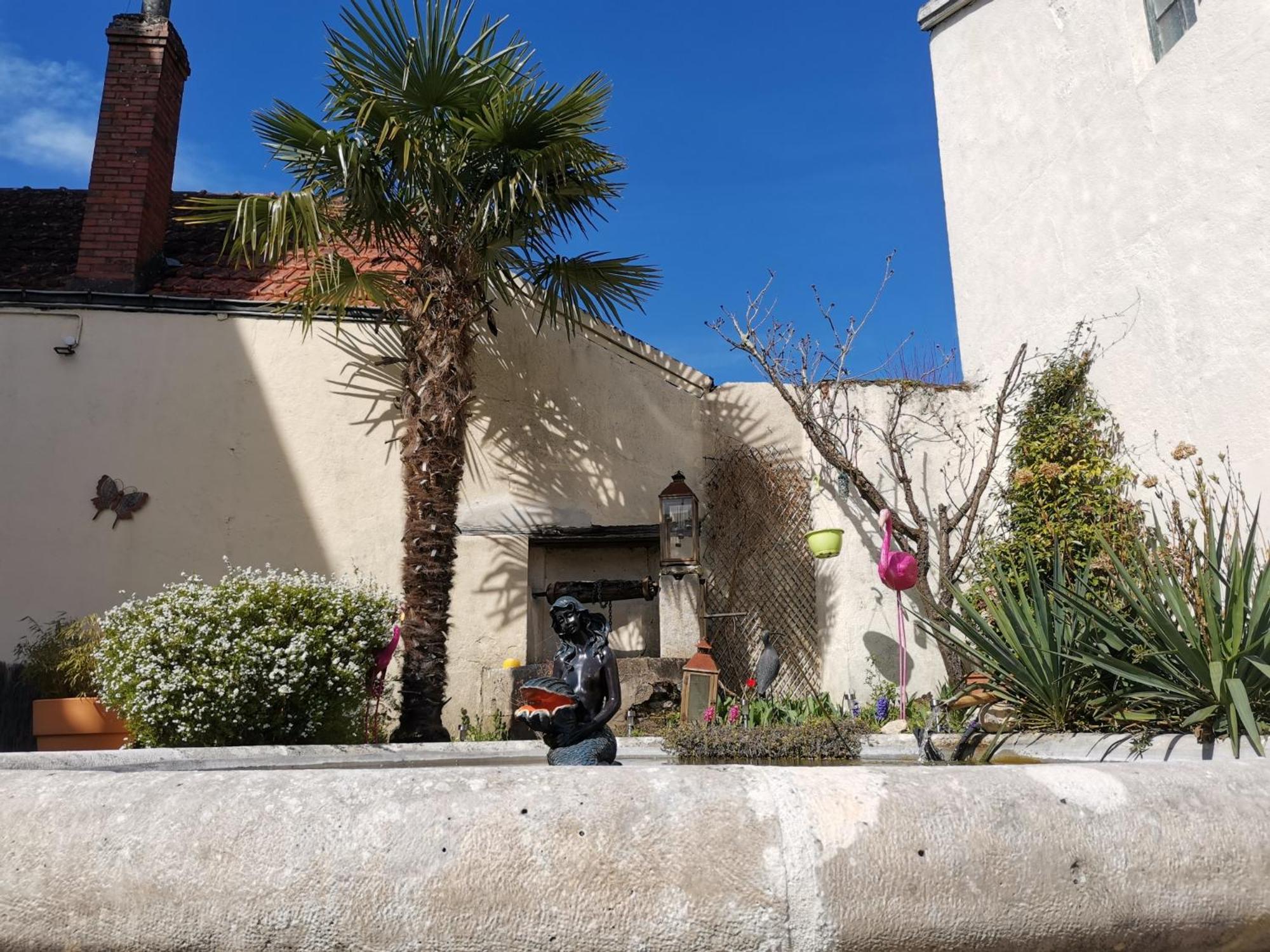 Logis Hotel Le Cerf Бриар Экстерьер фото
