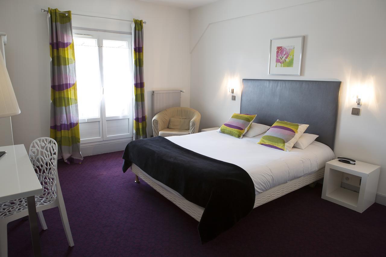 Logis Hotel Le Cerf Бриар Экстерьер фото